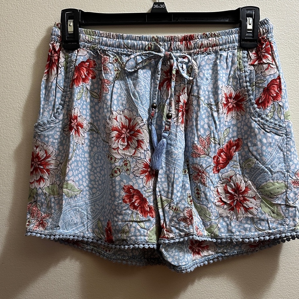 Angie High Waist Floral Red and Blue Shorts